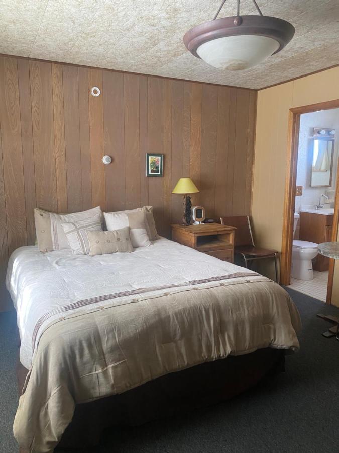 Tolsona Lake Lodge グレンナレン エクステリア 写真